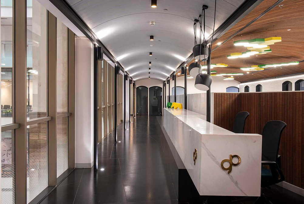 4859B677-1C28-4D78-93B2-4095277A7E28