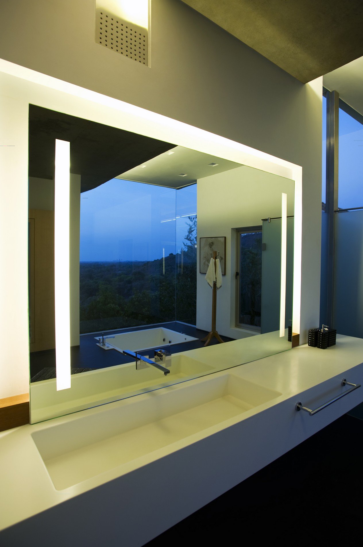 A5DA3DAF-228D-403D-8E02-2031F56E6642