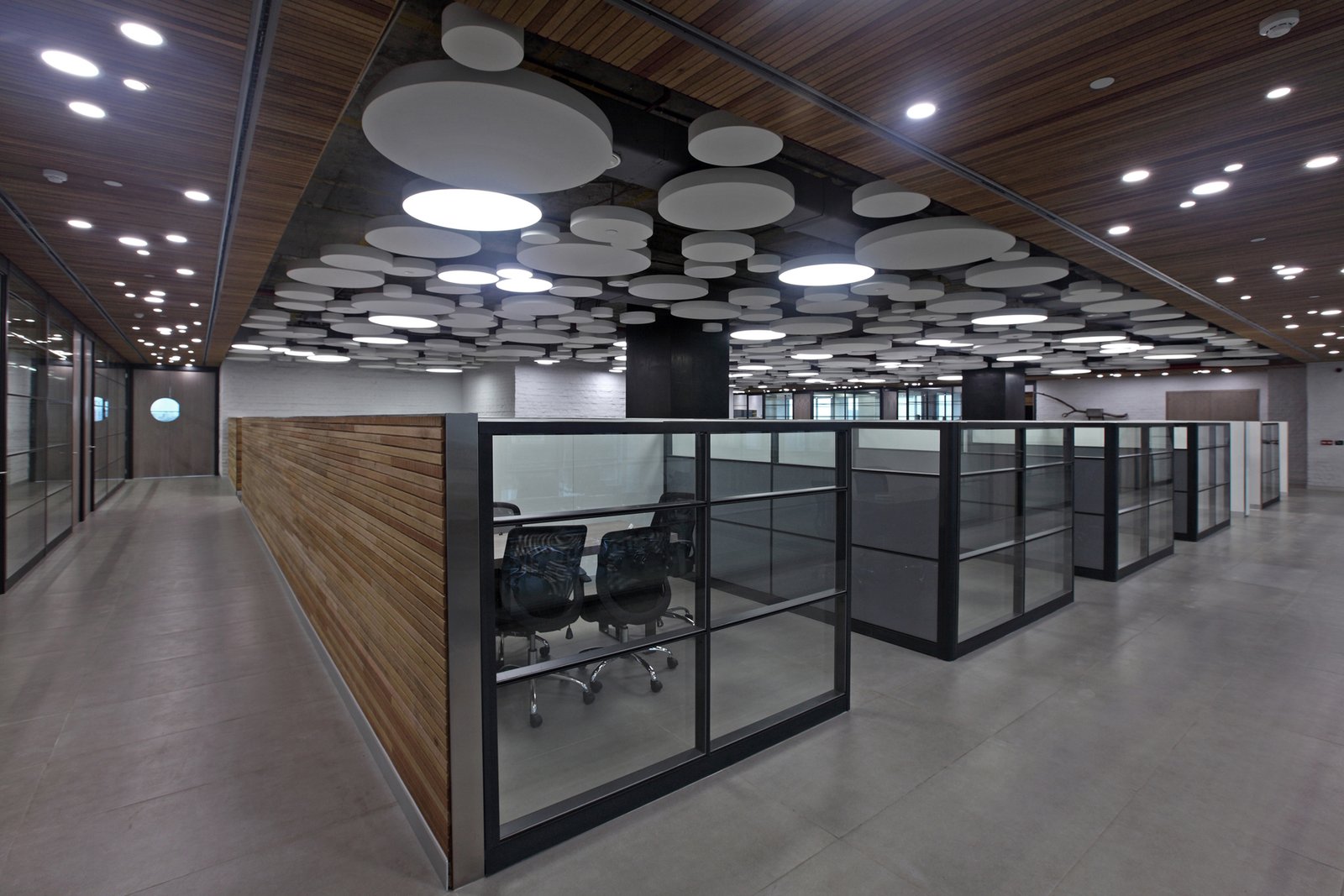 C57CCC45-5B4A-4046-A4D9-BF4B20CB9F9C