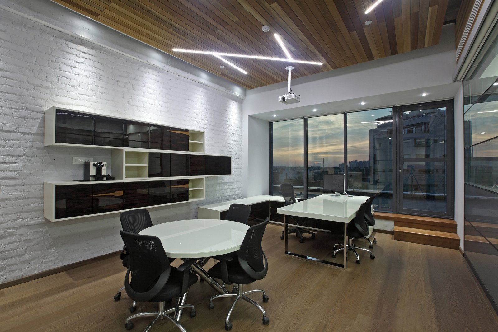 D2A7C0C4-1CB7-47CC-AB8D-9516EB17FD7A